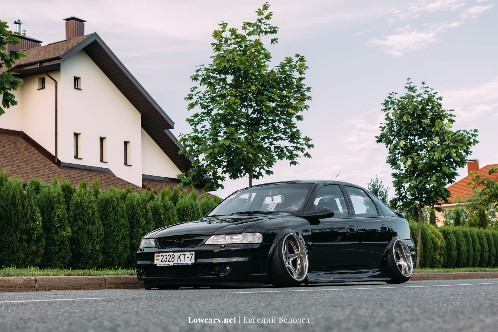 Opel Vectra | Lowcars.net